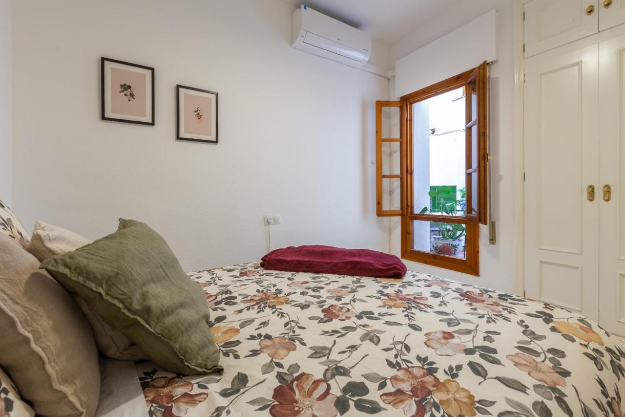Bright Apartment With Patio And Balconies In The Center มาลากา ภายนอก รูปภาพ